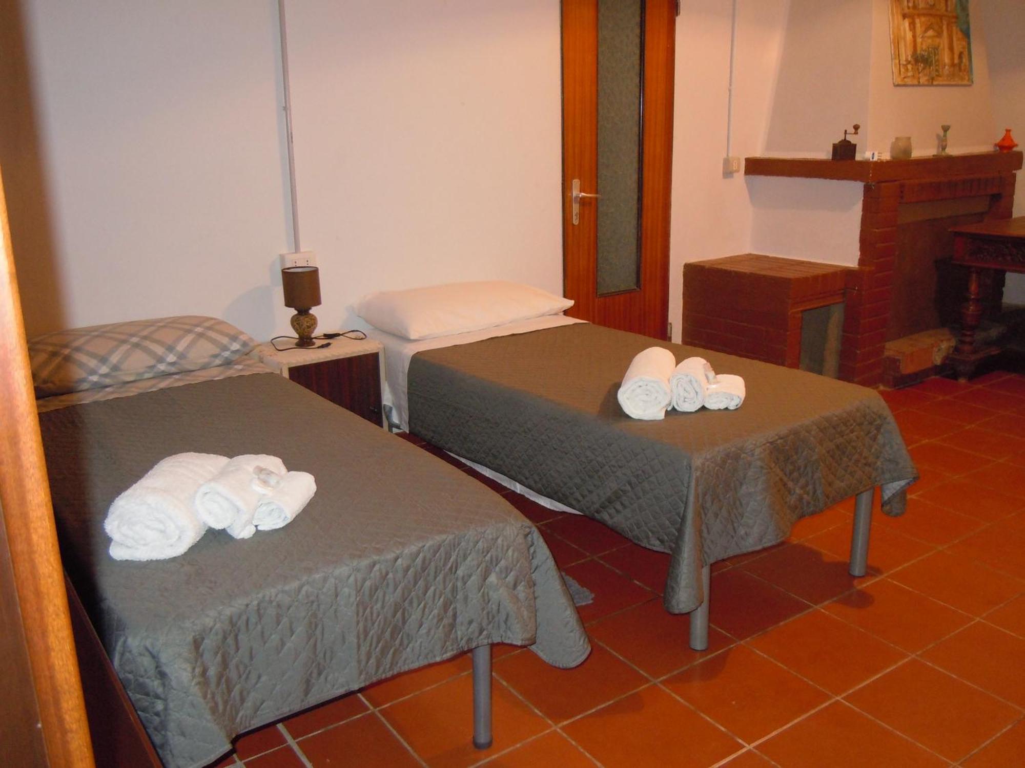 Il Colle Degli Ulivi Hotel San Calogero Luaran gambar